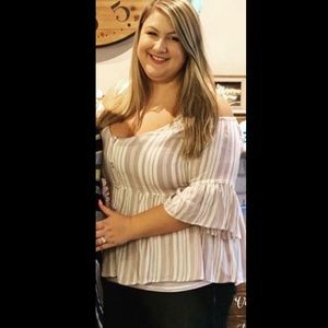 Pin stripe cold shoulder